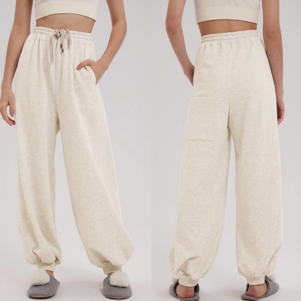 NAP LOUNGEWEAR- Balloon Cotton Sweatpants Cream Joggers